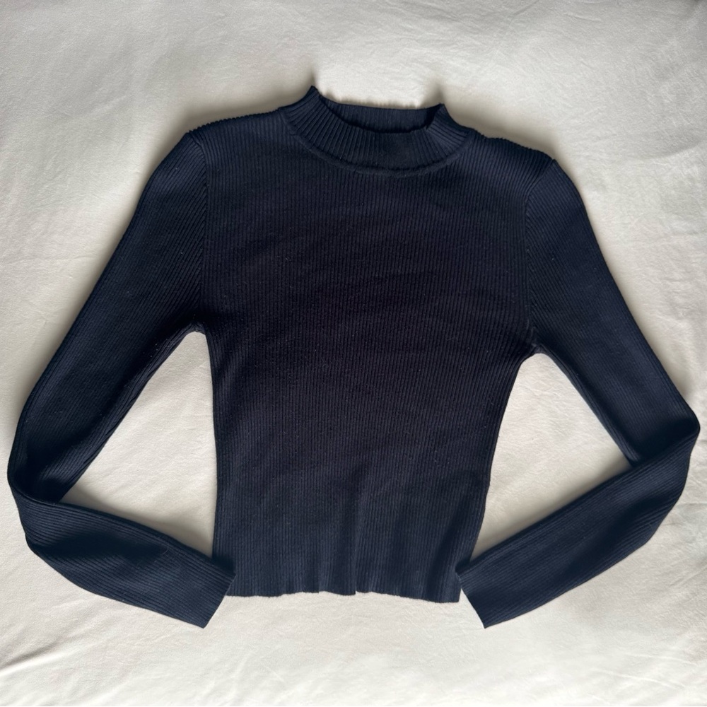 Forever 21 Ribbed Black Mock Turtleneck Sweater